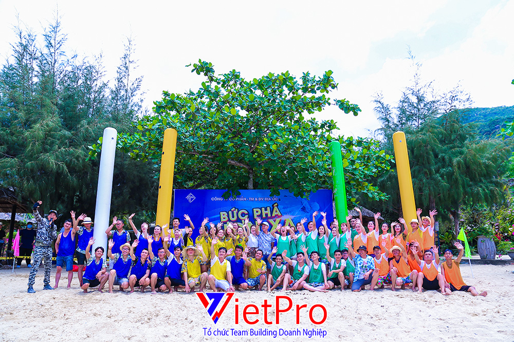 tổ chức team building giá rẻ